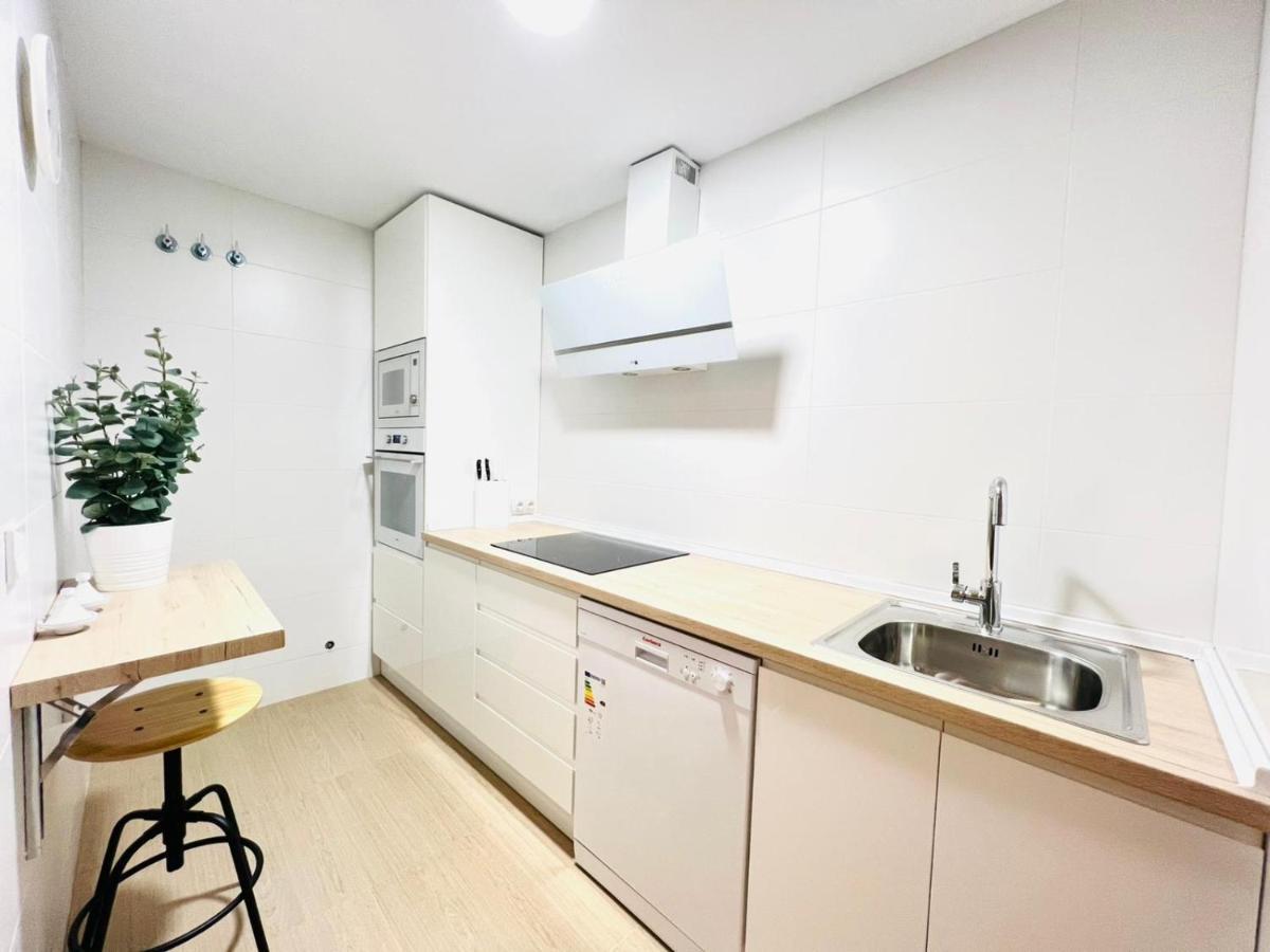 Sky Garden & Seasonal Pool Views By Ele Apartments Málaga Extérieur photo